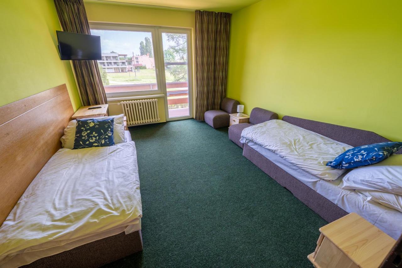 Rekreacne Stredisko Patince - Family Resort Екстер'єр фото