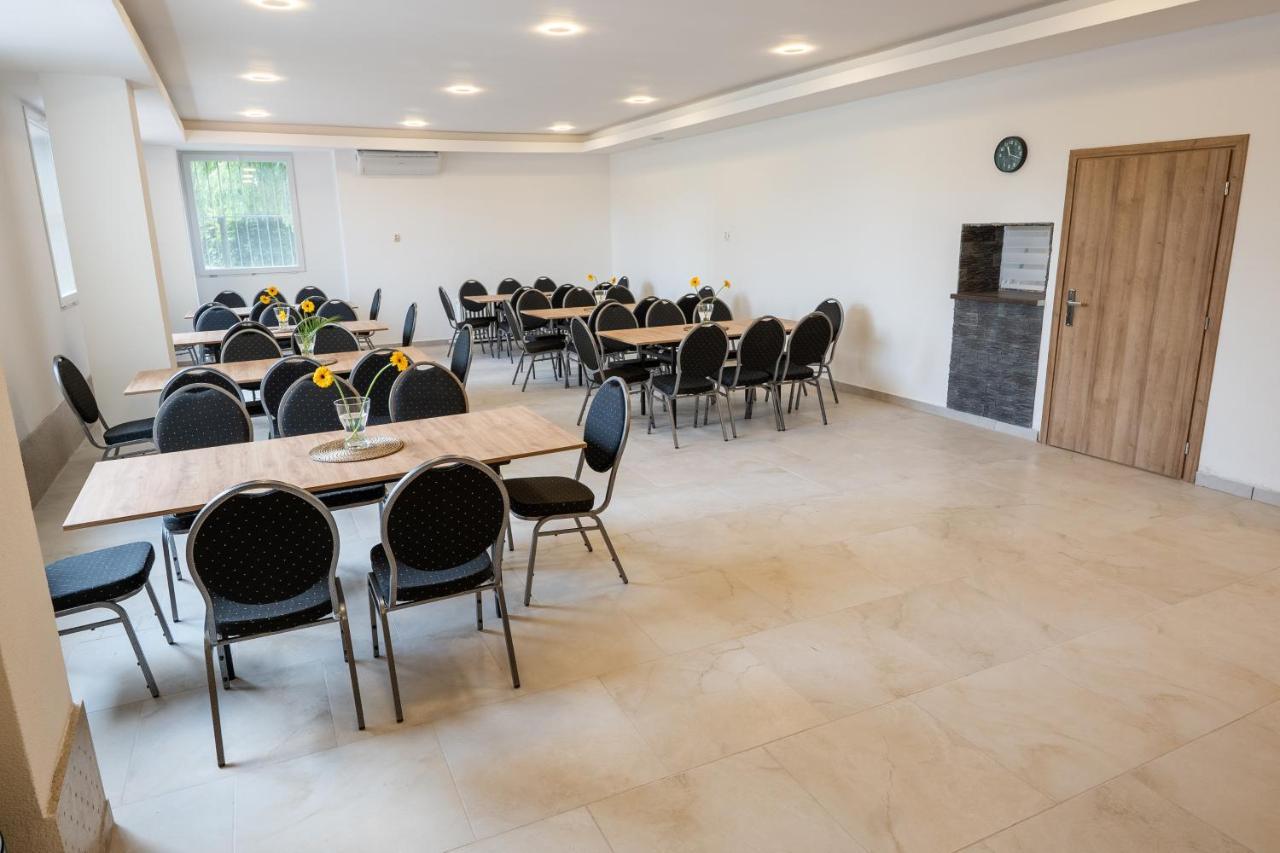 Rekreacne Stredisko Patince - Family Resort Екстер'єр фото